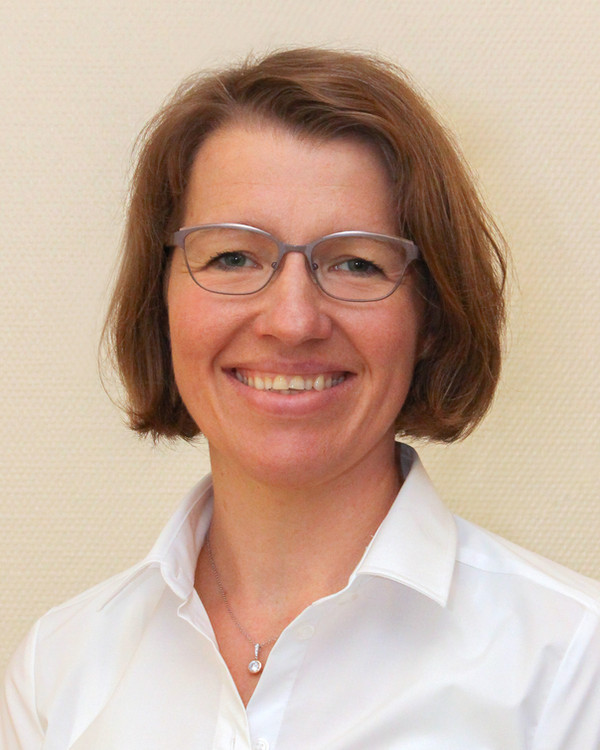 Sandra Lueken · Verwaltung